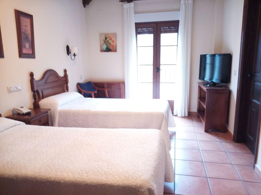 Hotel Rural Castuo H Cc 656 Pinofranqueado Bagian luar foto